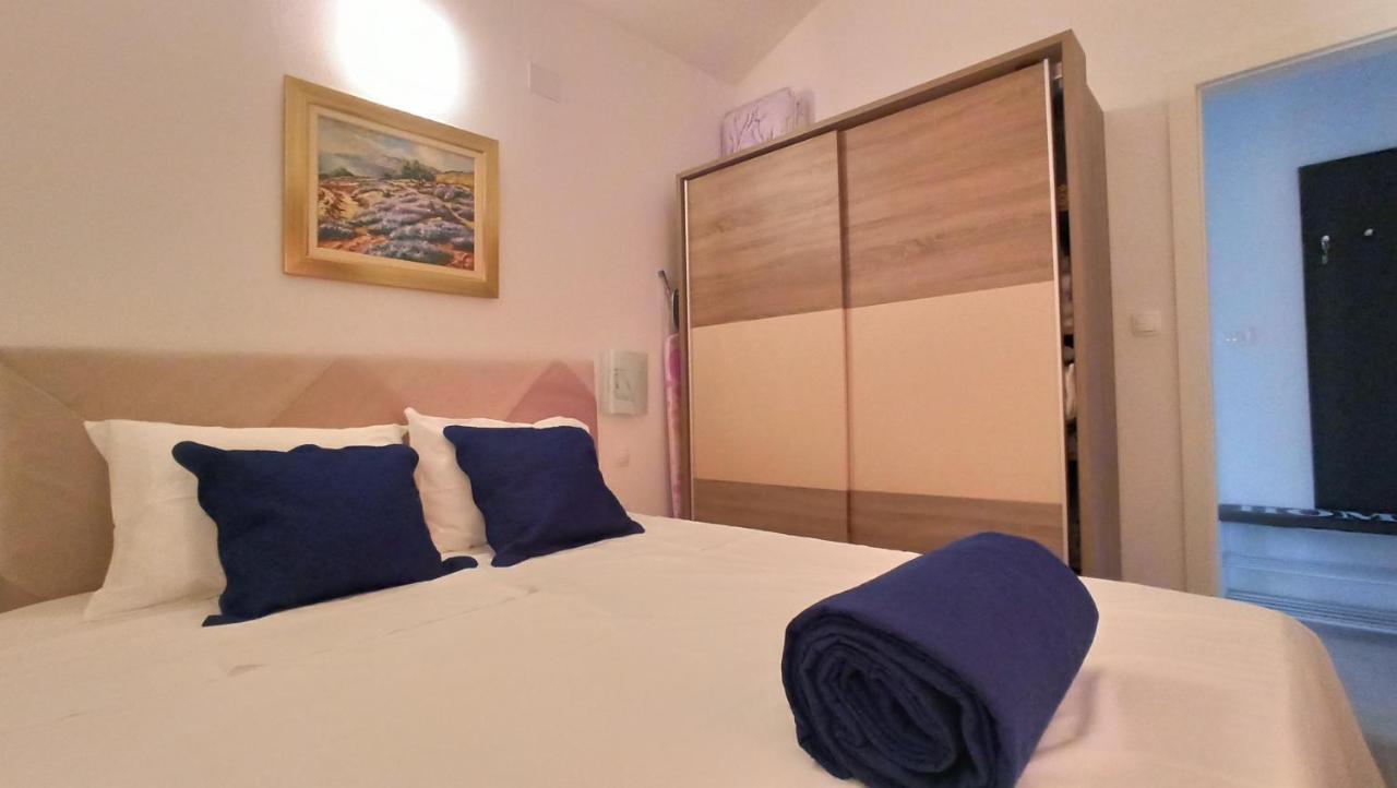 Jakopovic Apartments Rogoznica  Luaran gambar